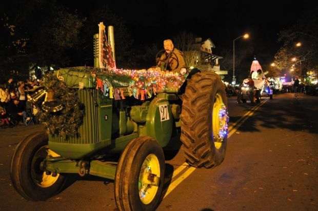 Calistoga Lighted Tractor Parade 2014